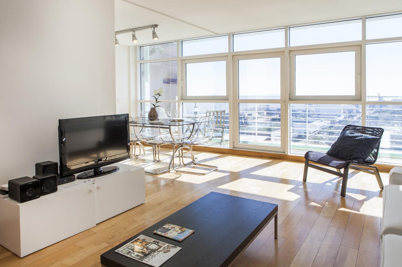 Rent4Rest Lisbon Parque Das Nacoes 17Th Floor River View 외부 사진