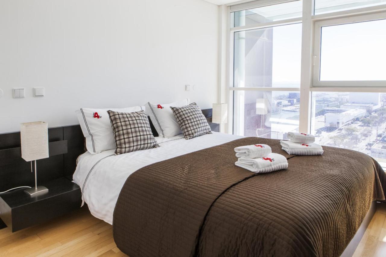 Rent4Rest Lisbon Parque Das Nacoes 17Th Floor River View 외부 사진